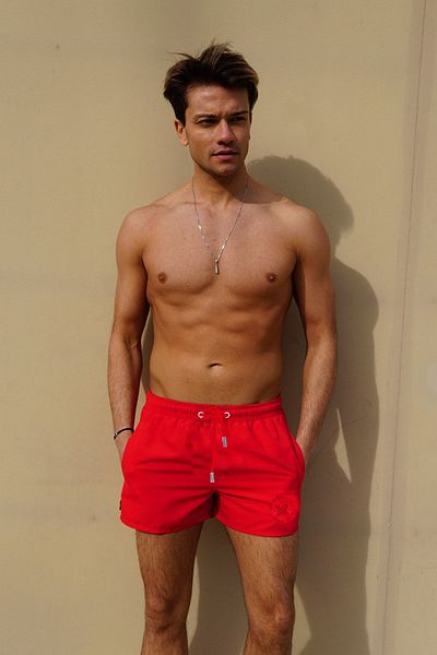 Miami Beach Men's Red Solid Color Mini Length Swimsuit Swim Shorts with Two Side Pockets