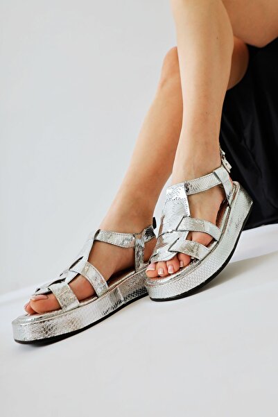 Limoya Tracey Silver Belted Thick Sole Women's Sandals Opportunity Product