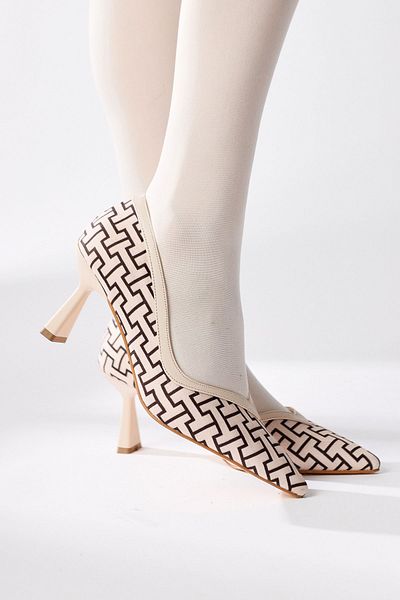Limoya Lottis Beige Geometric Patterned Pointed Toe Heeled Women's Shoes