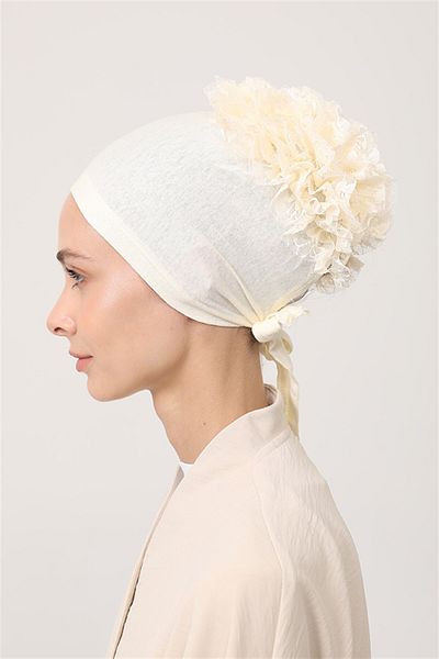 Emproyal Cream Color Lace Cotton Bonnet