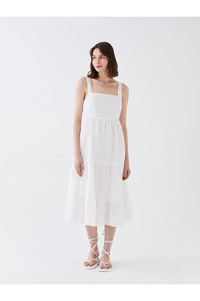 LC Waikiki Xsıde Damenkleid mit quadratischem Kragen und Riemen, bestickt