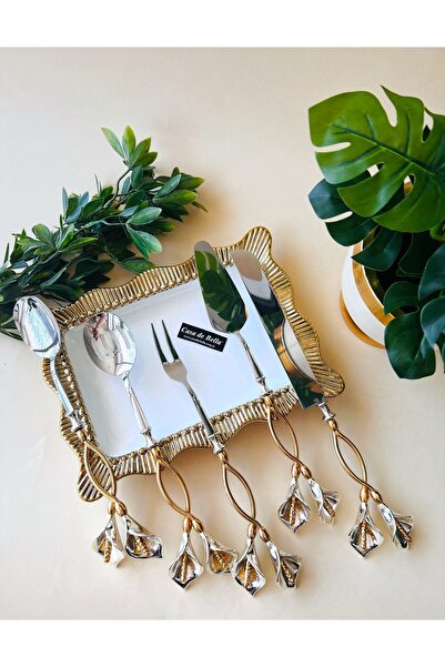 CASA DE BELLA Gold 5 Piece Flower Figured Service Set