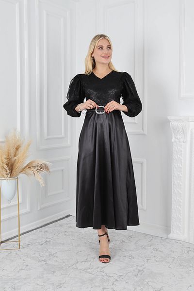 CLASSY.MODA Rochie din satin - croială unică, cu mâneci, corset din dantelă, cu curea și accesorii
