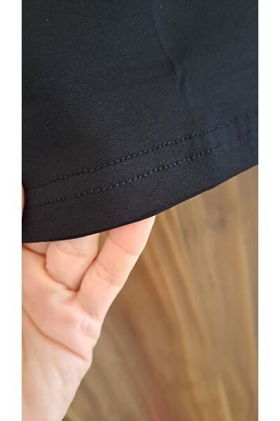 Alfa Women's Black Ecru and White ZERO Sleeve Half Turtleneck Body