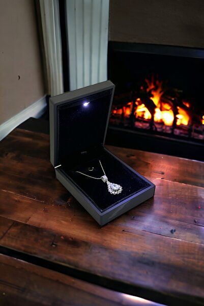 ADA LİFE GÜMÜŞ (IŞIKLI KUTULU)925 Ayar Gümüş Damla Telkari Kadın Kolye