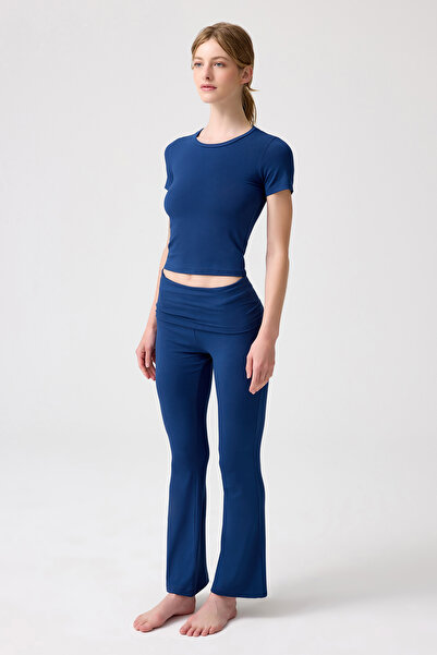 Los Ojos x Melodi Lacivert Bedene Oturan Tişört Short Fitted