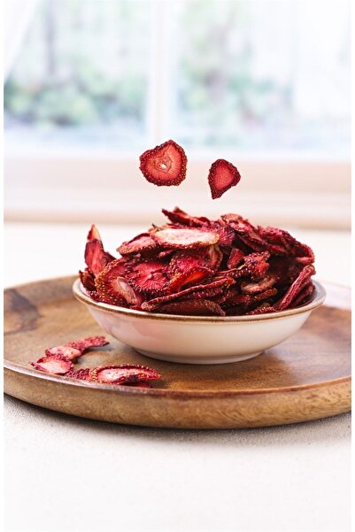 Helal Spice فراولة مجففة بدون إضافات سكر 100 جرام