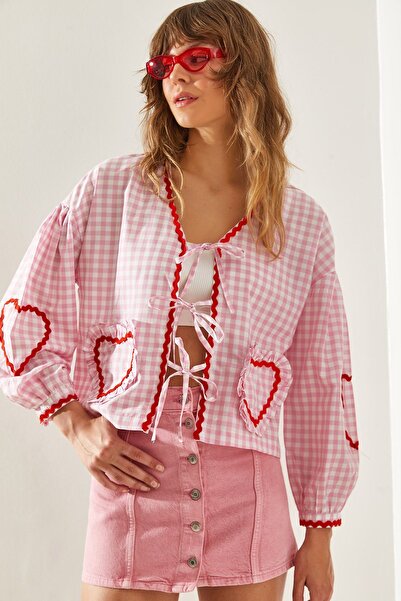 Bianco Lucci Γυναικεία μπλούζα με καρό σχέδιο και κεντημένη καρδιά - Γραβάτα ...