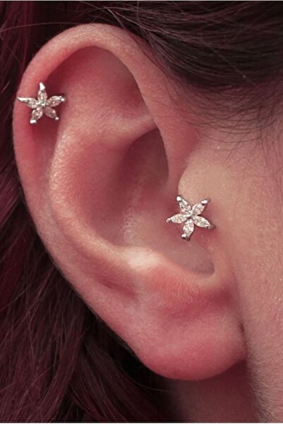 BY DİLEK ÇETİN ACCESSORY Çelik Çiçek Model Kıkırdak Helix Tragus Piercing(1 Adet)
