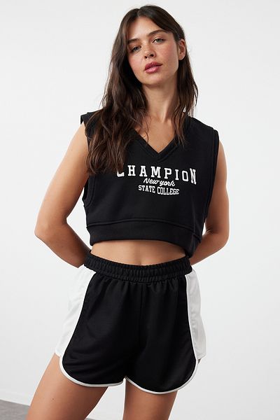 Trendyol Collection Pletené šortky s normálním pasem – Black Color Block Bermuda TWOSS24SR00208