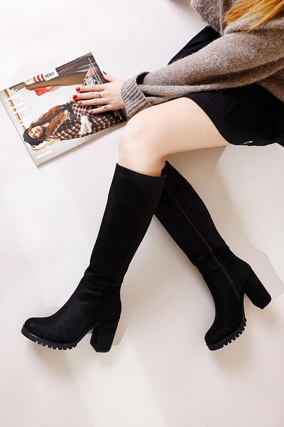 Limoya Γυναικείες μπότες Brooklynn Black Suede με χοντρό τακούνι κάτω από το γόνατο