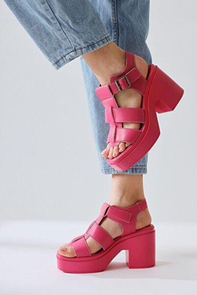 Limoya Silla Fuchsia Three-Stripes Buckle Detailed Thick Sole Platform Women's Sandals Opportunity Product