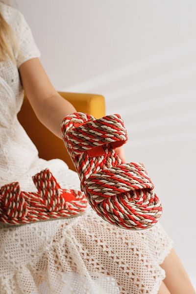 Limoya صندل نسائي من Nemie Red Rope