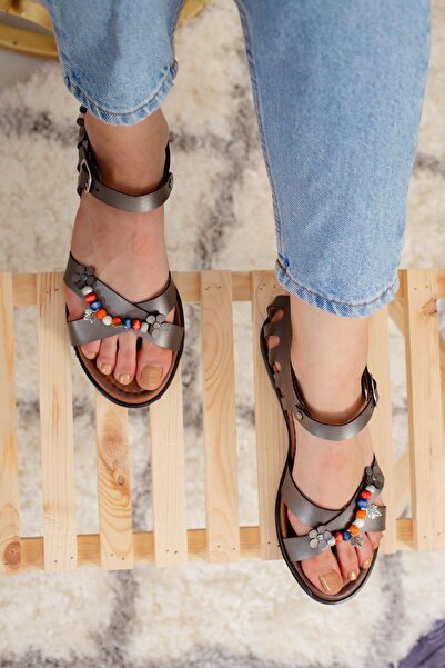 Limoya Genuine Leather Alize Platinum Bead and Leaf Detailed Women's Sandals Opportunity Product