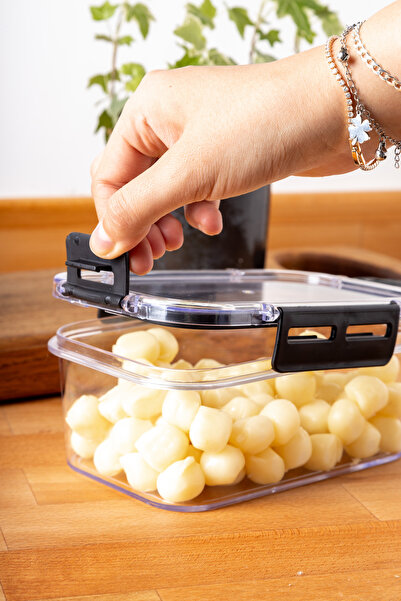 Nandy Home Set of 6 Square Clear Storage Container with Lock Lid for 400-900ML