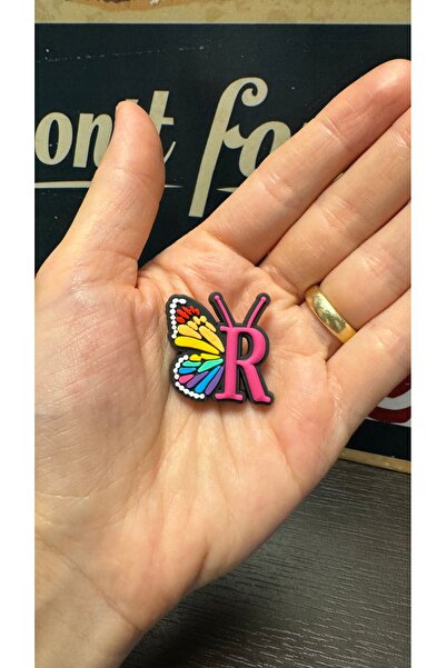 Crocs Terlik Süsü/R Harfi Kelebek