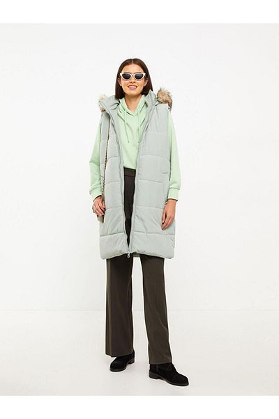 LC Waikiki LCW Modest Women's Hooded Plain Puffer Vest