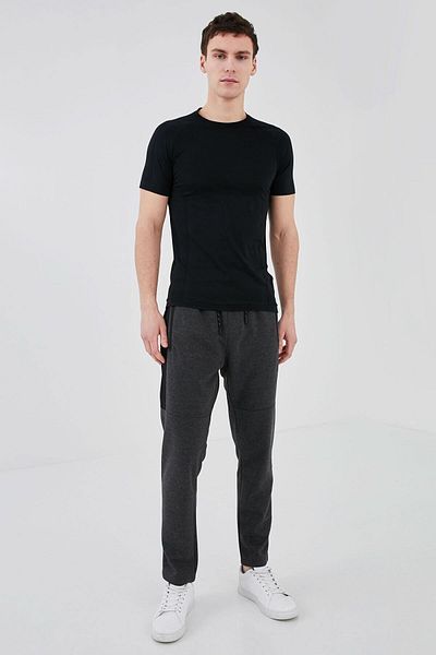 LC Waikiki Tricou sport nou negru LCW pentru bărbați