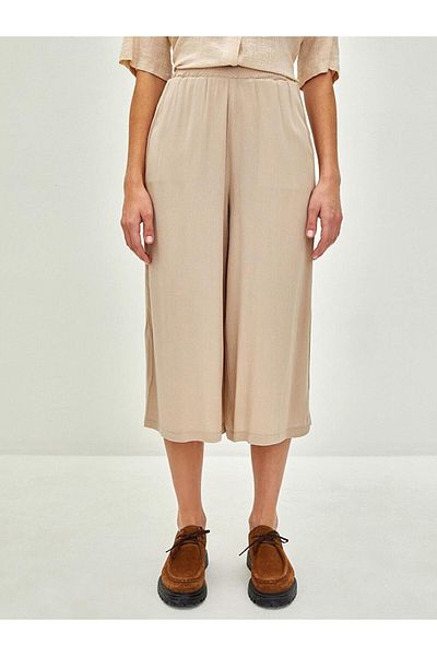 LC Waikiki LCWAIKIKI Basic γυναικεία ελαστική μέση ίσια Κάπρι