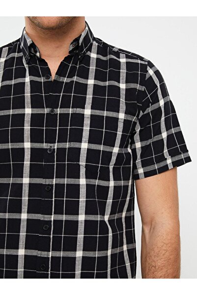 LC Waikiki LCWAIKIKI Чоловіча сорочка з попліну з коротким рукавом в клітинку з візерунком Regular Fit