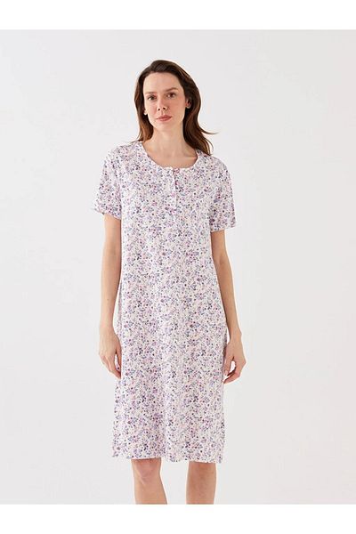LC Waikiki Dream Rundhals-Nachthemd mit Blumenmuster und kurzen Ärmeln für Damen