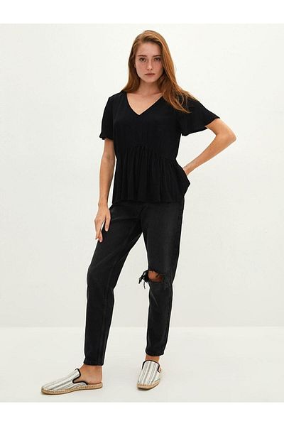 LC Waikiki Γυναικεία μπλούζα Lcw Casual με V λαιμόκοψη μονόχρωμη κοντομάνικη