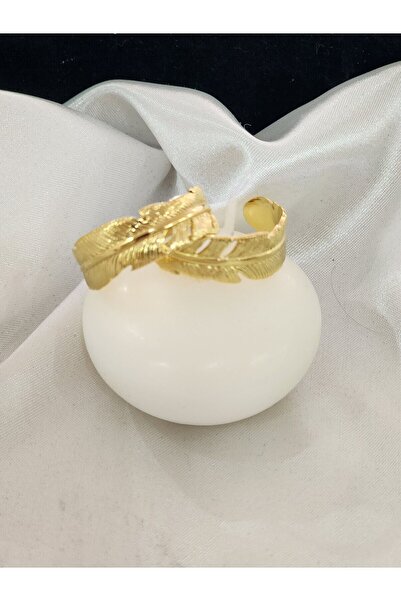 Aylish Bijuteri أقراط من الفولاذ على شكل أوراق شجر ذهبية اللون