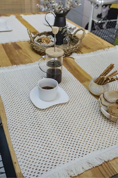 NDC HOME 4-Piece Placemat Raw Cotton Knitted Lace with Tassels (35x50)