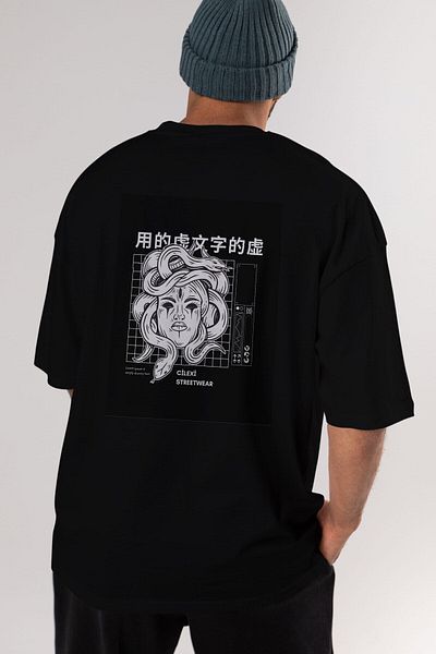 Ankhises Tricou oversize negru cu imprimeu în spate în stil japonez hipster Bărbați, femei, cu gât crepus
