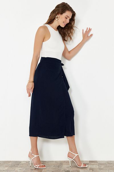 Trendyol Collection Viskosestoff - Marineblauer, zweireihiger Maxirock, gebunden gewebt - TWOSS24ET00006