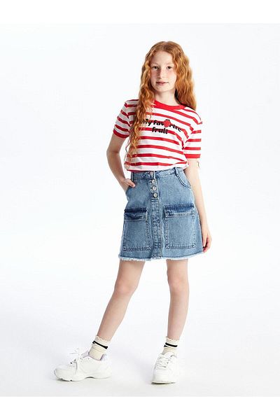LC Waikiki Tricou cu dungi LCW pentru fete, cu decolteu în dungi, cu mânecă scurtă