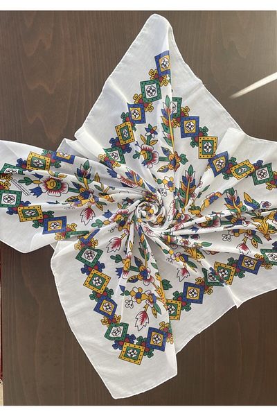 Efşan Hediyelik ve Kozmetik Τοπική Λευκή Γραφή