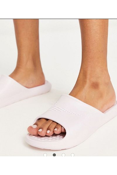Nike Victori One Unisex Slippers LARGE TO GET NUMBER 1!!CNG-STORE