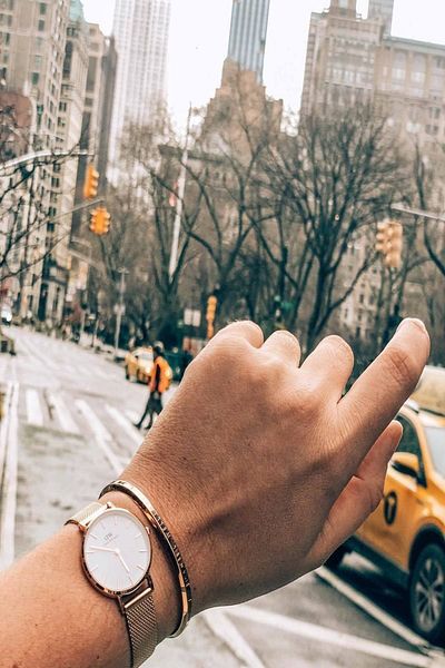 Daniel Wellington سوار فولاذي ذهبي للرجال