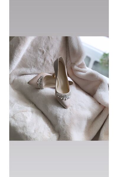 İLADİESHOES Taşlı Stiletto Kadın Ayakkabısı