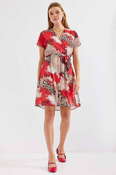 Bigdart 2502 Модел Червена рокля от шифон - къс ръкав и шарки