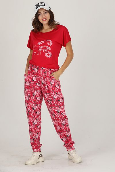 Jenny Daphne Lady Jenny Daphne - Comfortable Wear T-Shirt and Baggy Suit