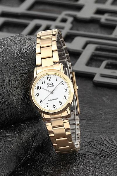Q&Q Women's Wristwatch Qa39j004y