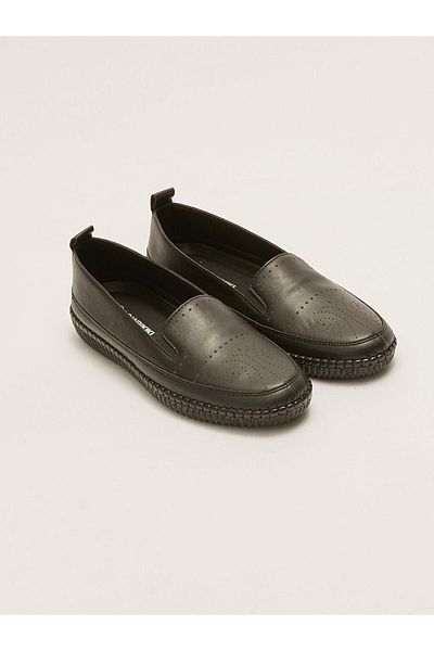 LC Waikiki Pantofi clasici pentru femei LCW STEPS Leather Look