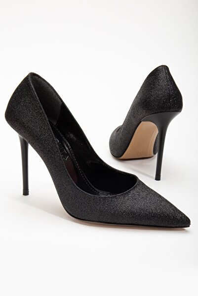 Black Custom Design Stiletto
