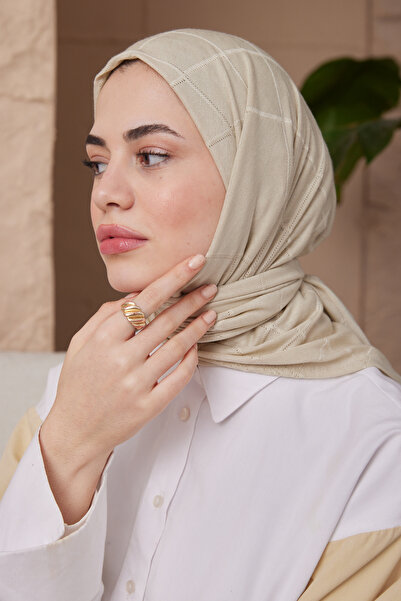 19V69 ITALIA Комплект шал и закачалка с квадратен шарен мотив, серия Impluse,...