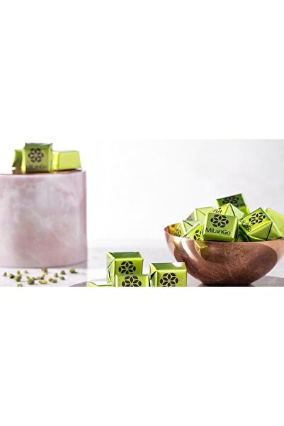 Şölen Milango Antep Fıstıklı Çikolata 1 Kg