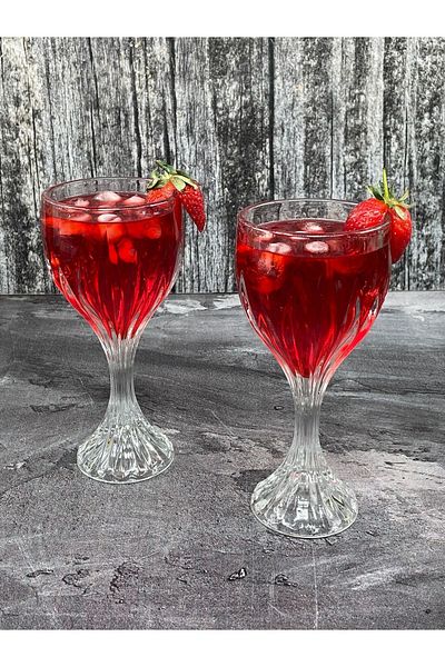 YzHome 6-Person Crystal Glass Soft Drink Cup Footed Ice Cream Candy Bowl Magnolia Presentation Cup