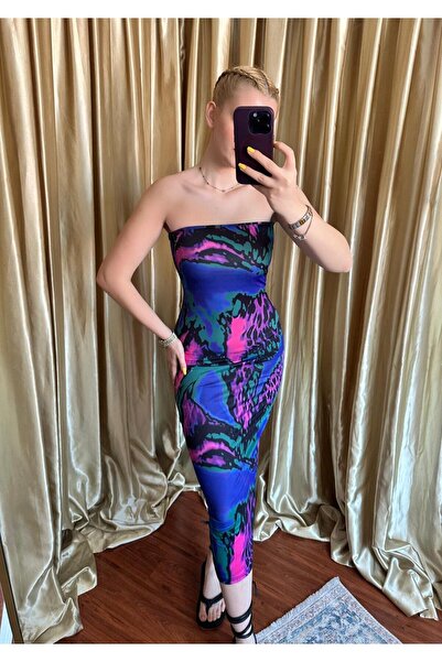 FİOXCO فستان متوسط الطول بدون حمالات - تصميم أساسي بفتحة خلفية