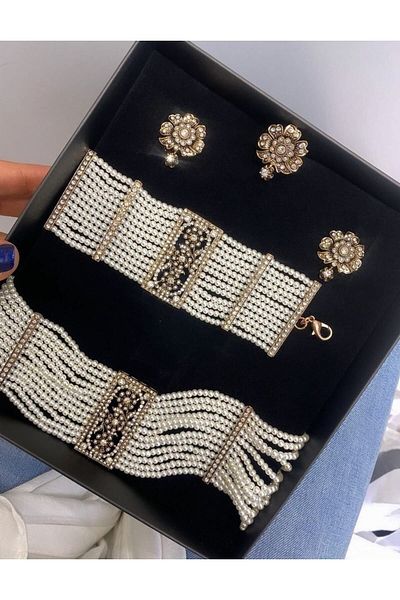 TMD AKSESUAR Pearl Daisy Diamond Mounted Zircon Stone Antique Bronze Collar Necklace, bracelet, ring, earring Set