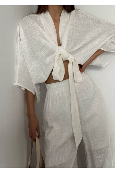 buqre's moda Linen Kimono Set with Bat Sleeve and Tie Detail