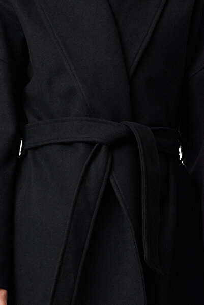 Trendyol Collection Soft Textured Black Oversize Coat - Button Detail and Slit Twoaw25kb00027