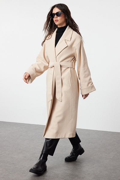 Trendyol Collection Oversize kabát s měkkou texturou – detail prošívání kamene, Twoaw25kb00018
