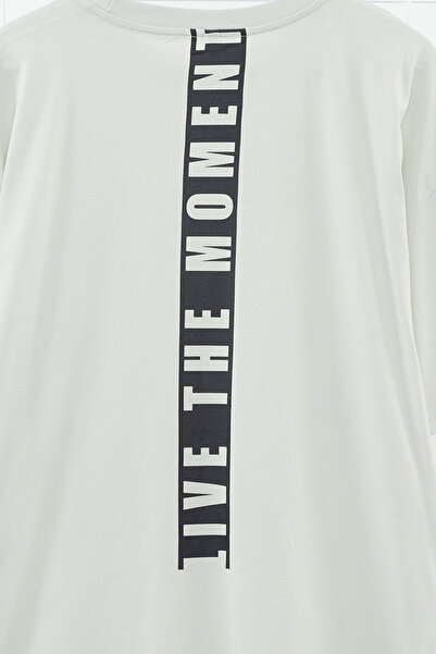 Trendyol Collection Plus Size Grey Oversize/Wide Fit Back Lettering Printed 100% Cotton T-Shirt Tmnss24Bf00038