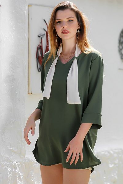 Chiccy Bluză lejeră țesută cu guler eșarfă verde cu mâneci 3/4